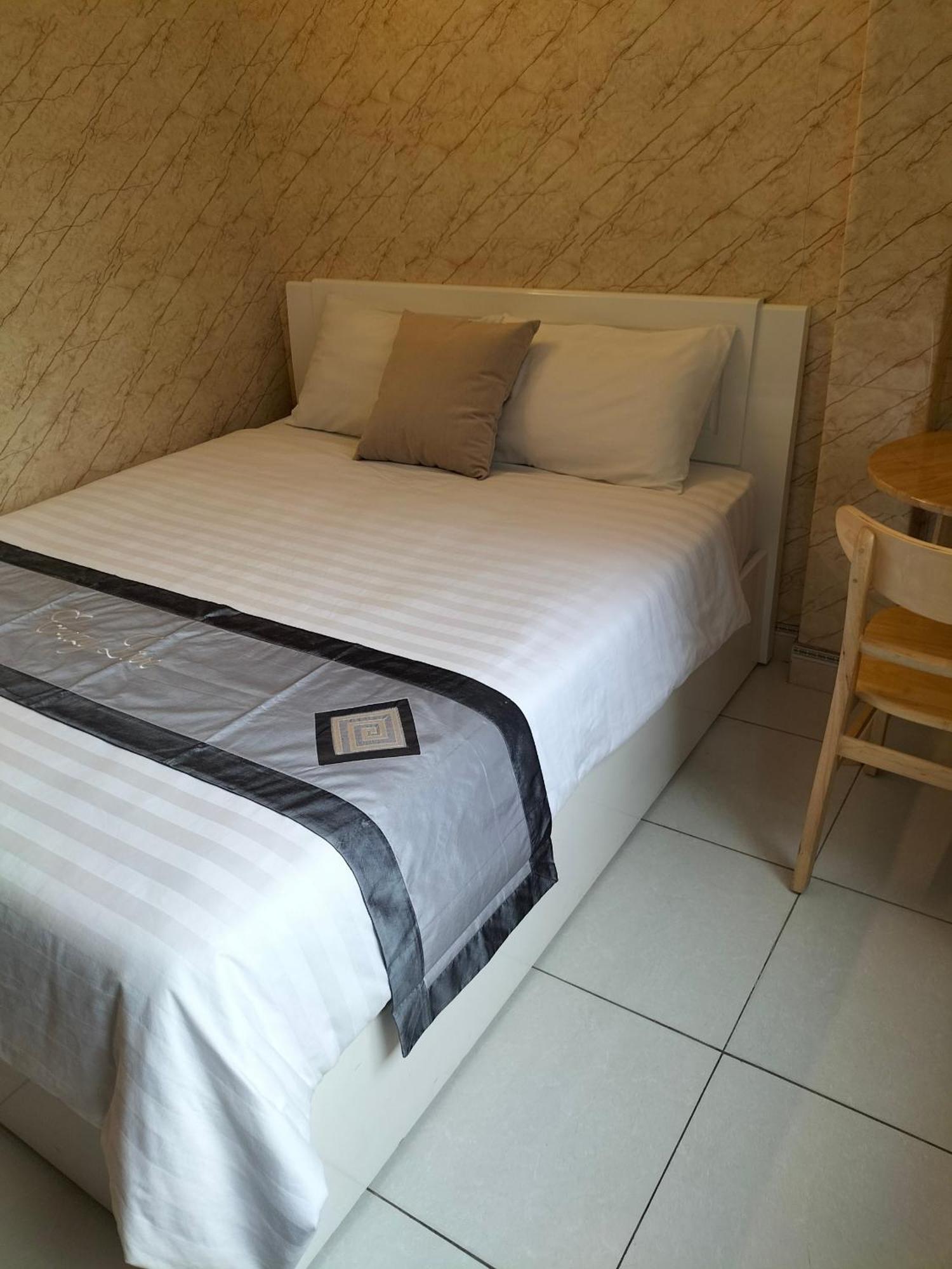 Roma Hotel Noi Bai Airport Hanoi Exterior photo
